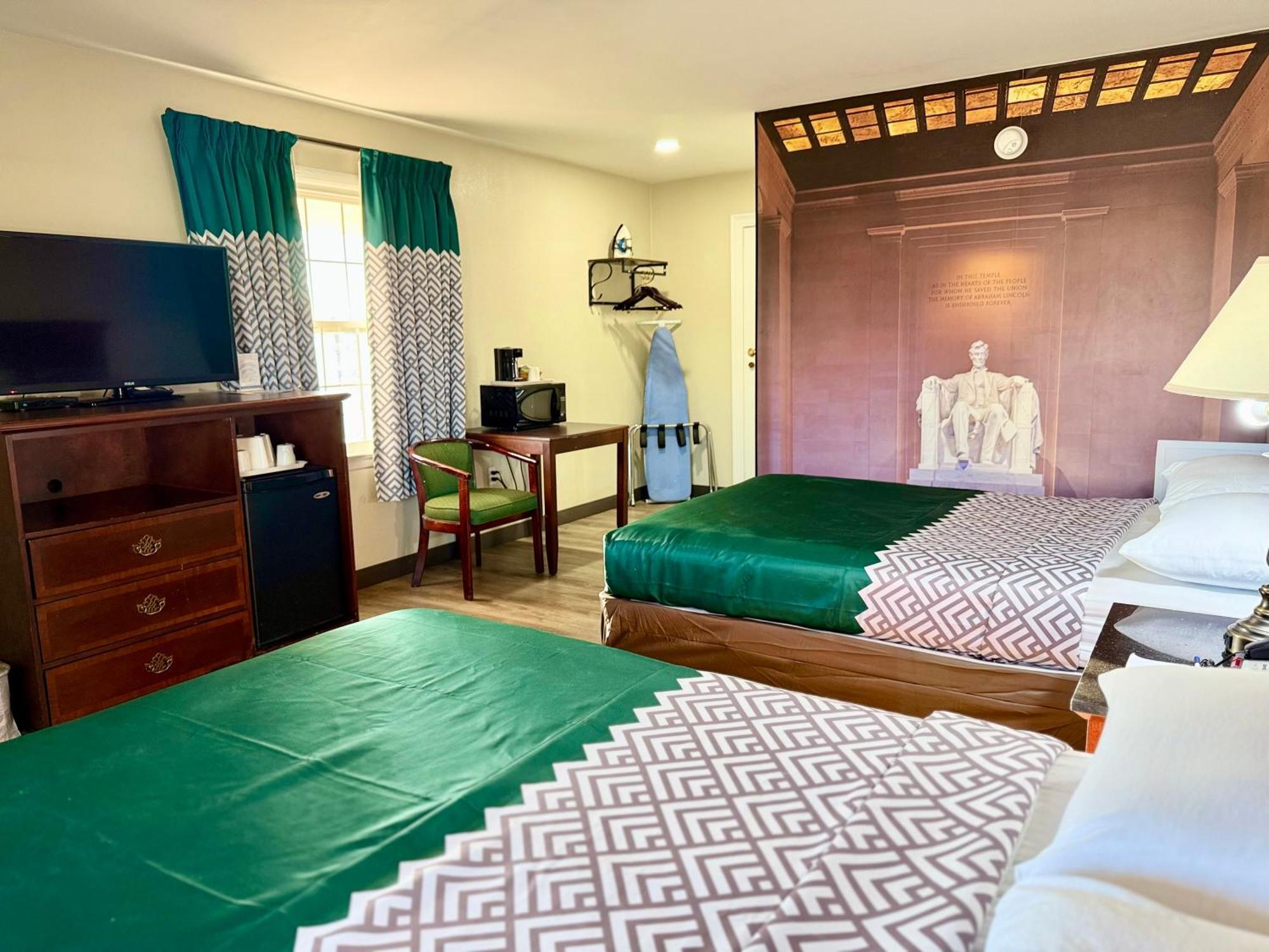 Governor House Inn Arlington/Falls Church Zewnętrze zdjęcie